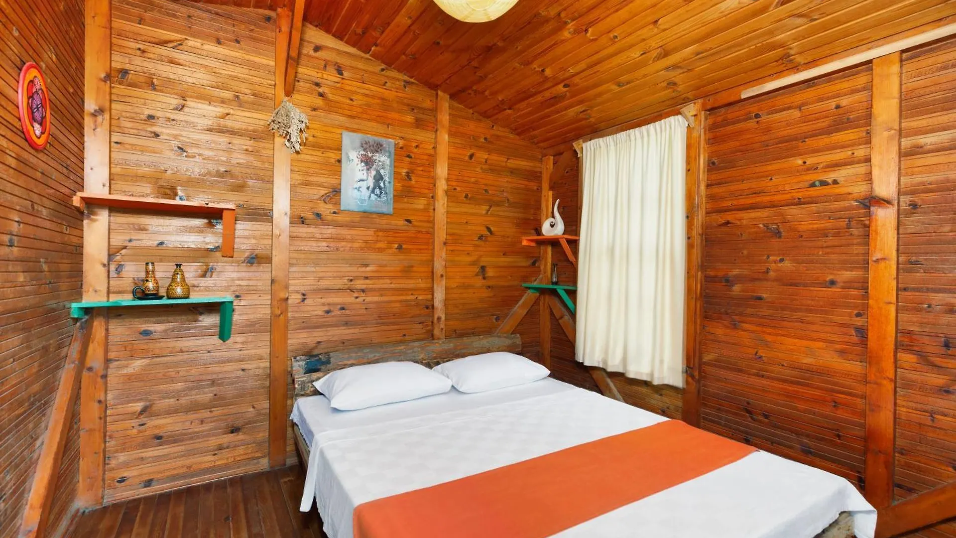 Camping Lilith Pan Bungalows Fethiye